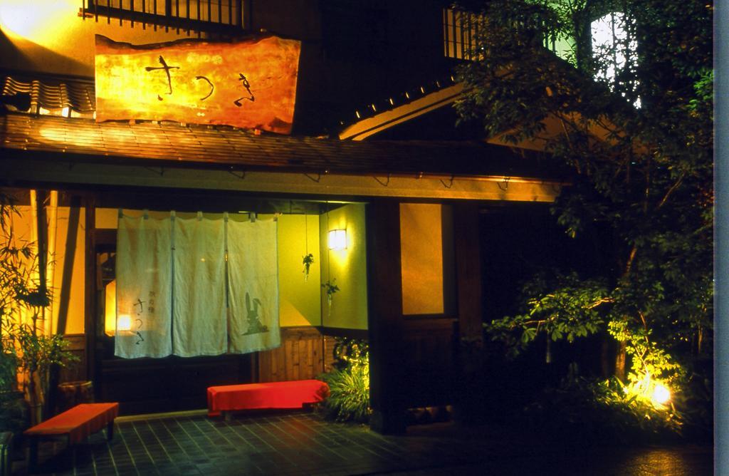 Tabi No Yado Satsuki Hotel Хита Екстериор снимка