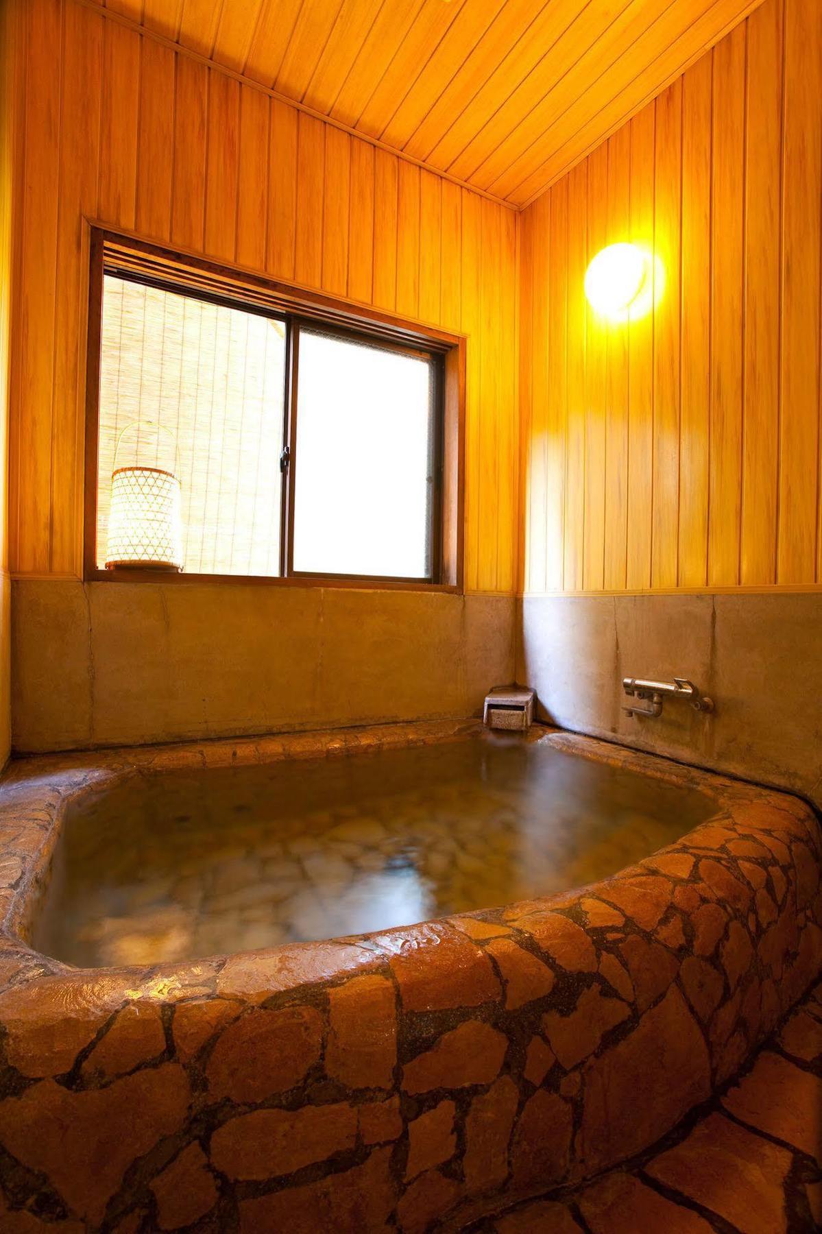 Tabi No Yado Satsuki Hotel Хита Екстериор снимка