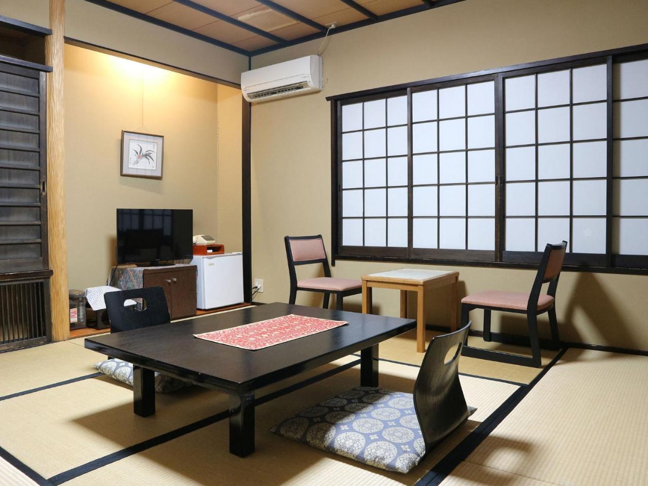 Tabi No Yado Satsuki Hotel Хита Екстериор снимка